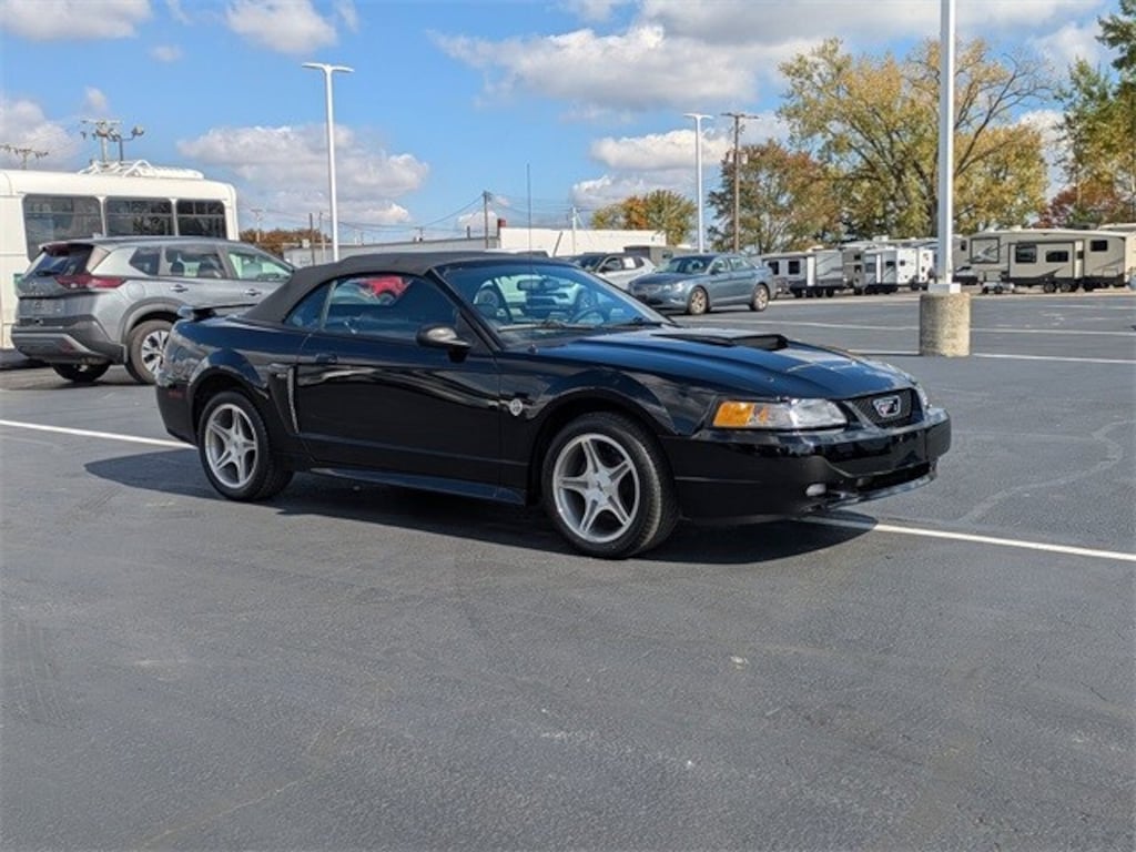 Used 1999 Ford Mustang GT Convertible