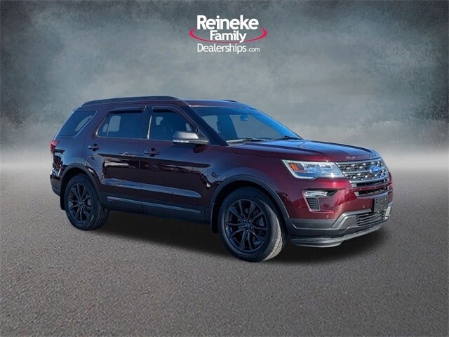 2019 Ford Explorer XLT photo 2