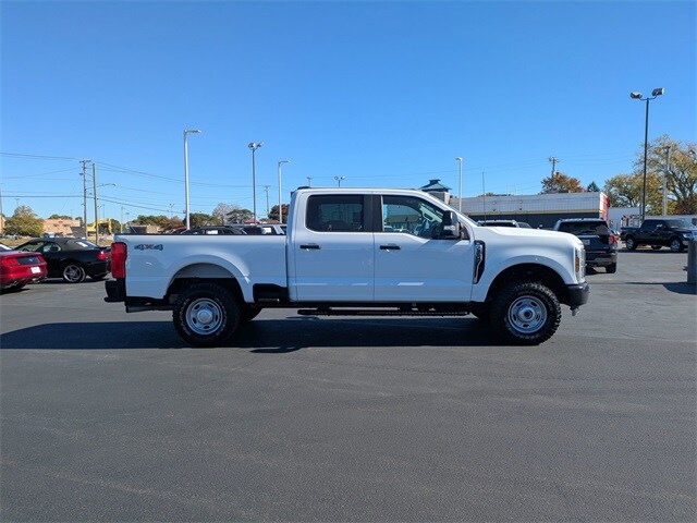 2024 Ford F-350 XL photo 4