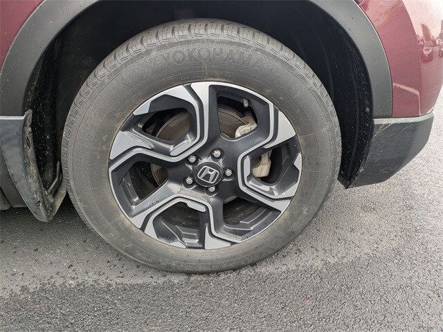 2017 Honda CR-V Touring photo 4