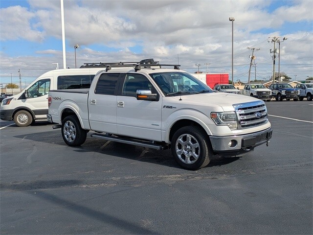 2013 Ford F-150 Lariat photo 2