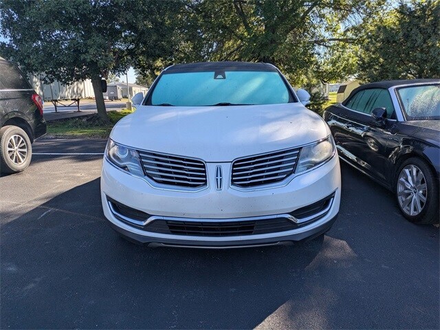 2016 Lincoln MKX Reserve photo 2