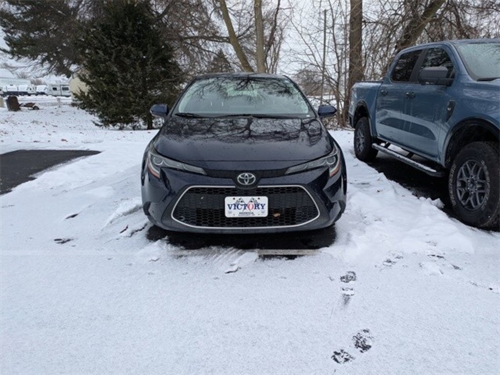 Used 2020 Toyota Corolla XLE Sedan