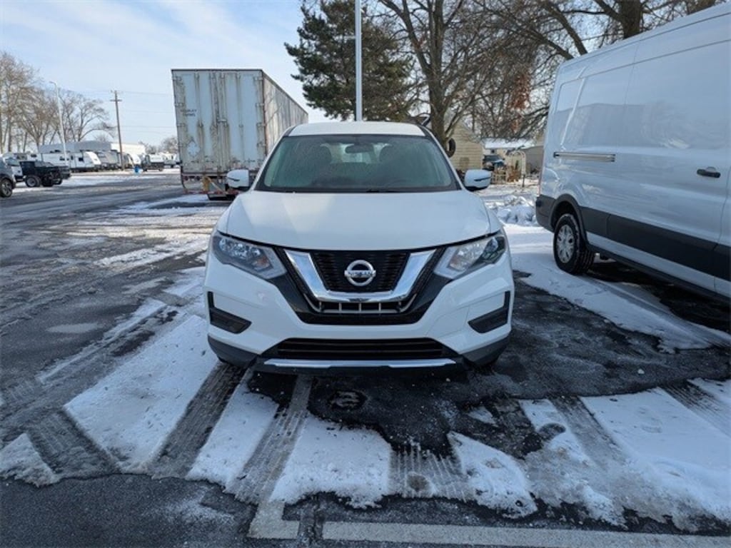 Used 2017 Nissan Rogue SUV