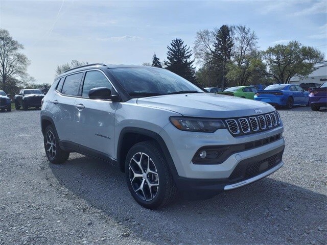 2024 Jeep Compass Limited photo 3