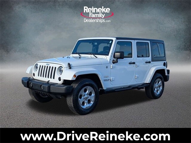 2015 Jeep Wrangler Unlimited Sahara's photo