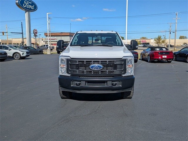 2024 Ford F-350 XL photo 2