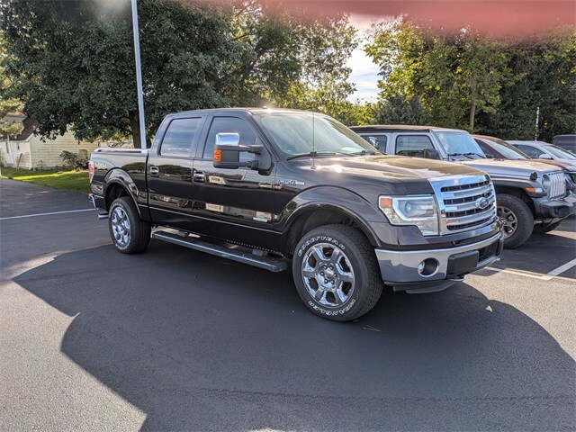 2013 Ford F-150 Lariat photo 2