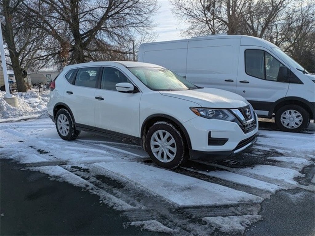 Used 2017 Nissan Rogue SUV