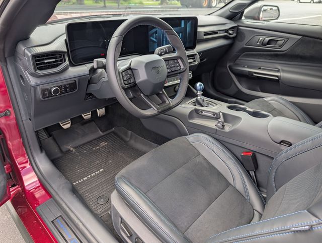 2025 Ford Mustang Dark Horse - Photo 10
