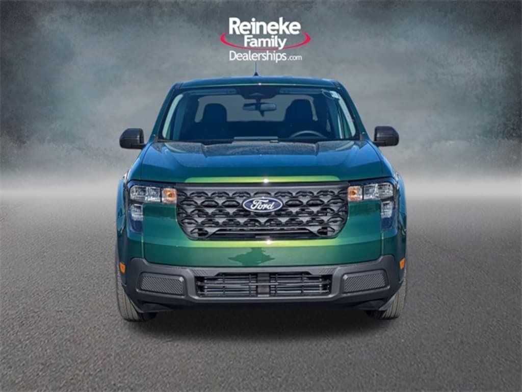 New 2025 Ford Maverick XL Truck SuperCrew