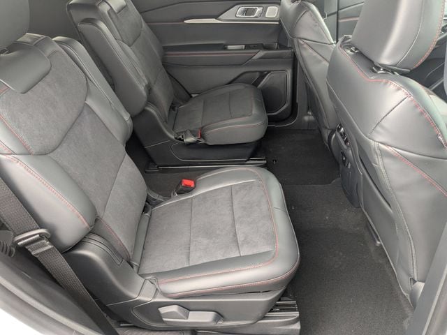 2026 Ford Explorer ST - Photo 22