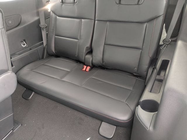 2026 Ford Explorer ST - Photo 21