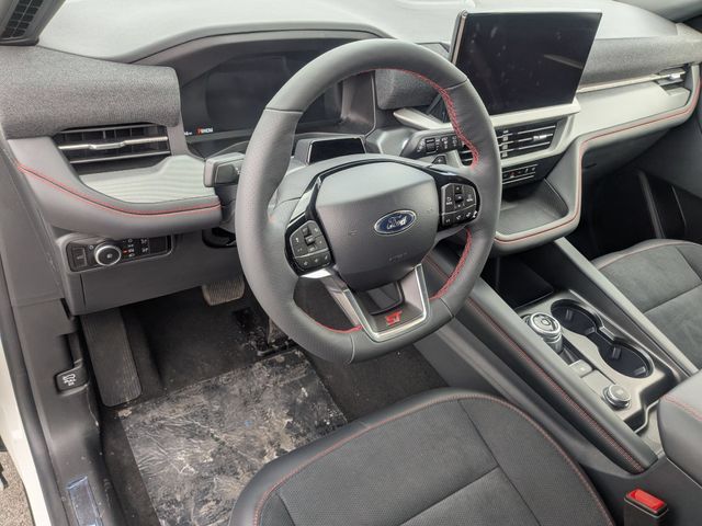 2026 Ford Explorer ST - Photo 10