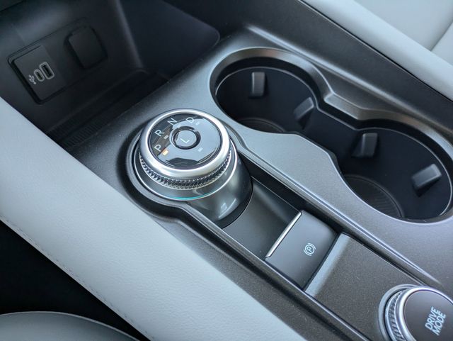 2026 Ford Explorer Active - Photo 12