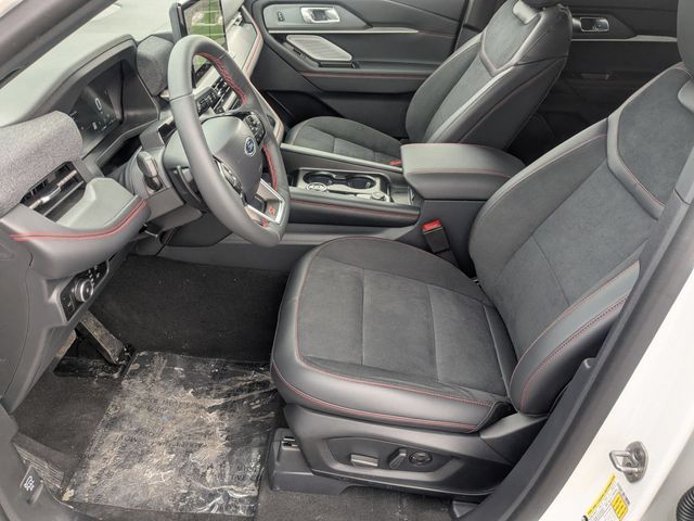 2026 Ford Explorer ST - Photo 16