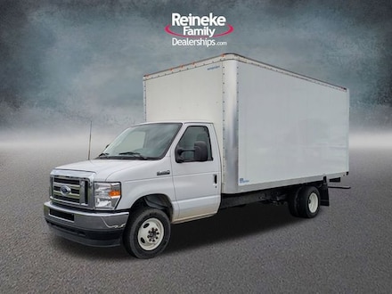2024 Ford E-450 Cutaway Base Truck
