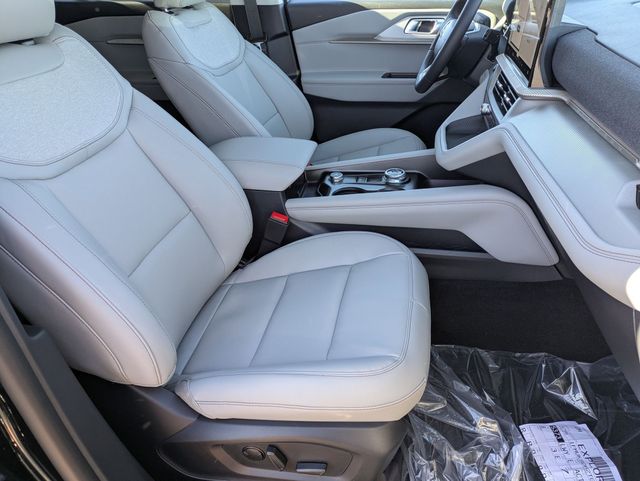 2026 Ford Explorer Active - Photo 21