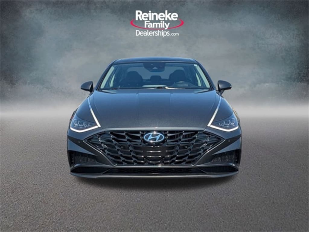 Used 2022 Hyundai Sonata Limited Sedan