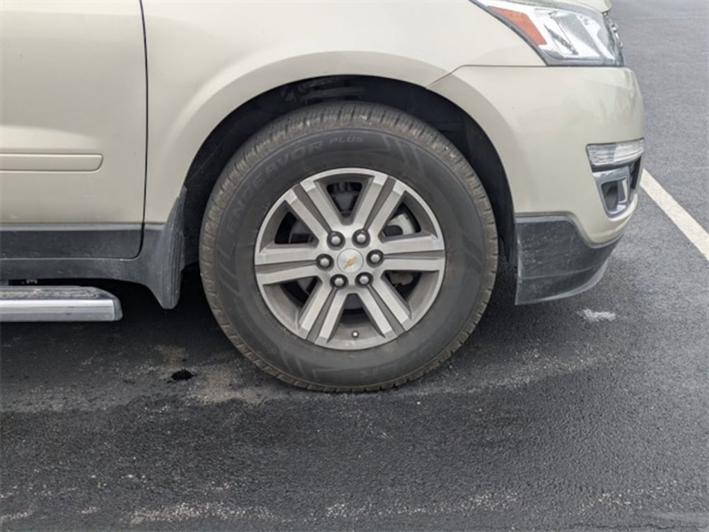 Used 2017 Chevrolet Traverse LT w/1LT SUV