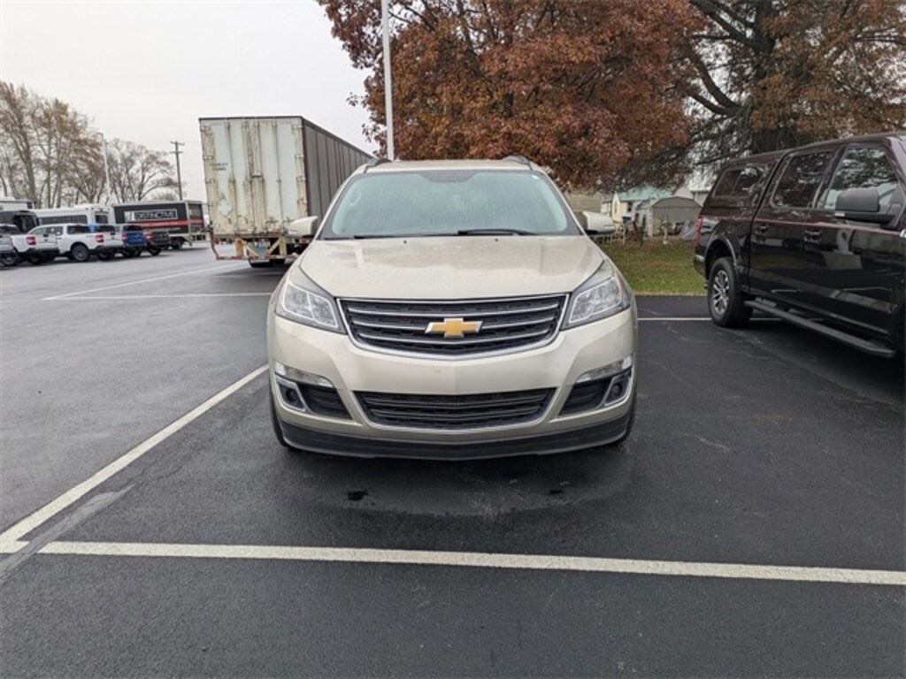 Used 2017 Chevrolet Traverse LT w/1LT SUV