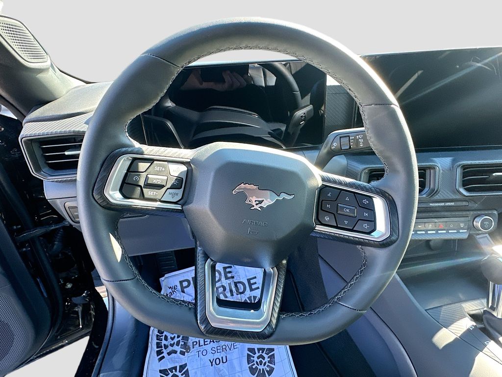 2026 Ford Mustang EcoBoost Fastback - Photo 11