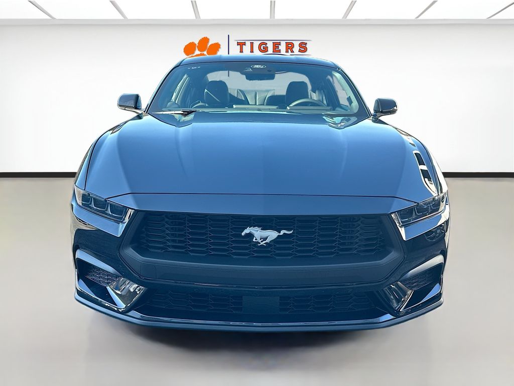 2026 Ford Mustang EcoBoost Fastback - Photo 2