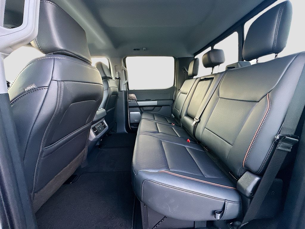 2026 Ford F-350 Super Duty Lariat - Photo 24