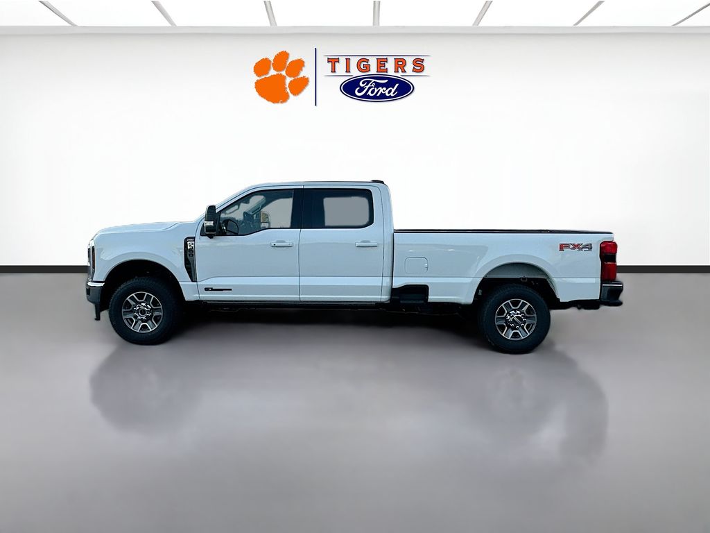 2026 Ford F-350 Super Duty Lariat - Photo 4