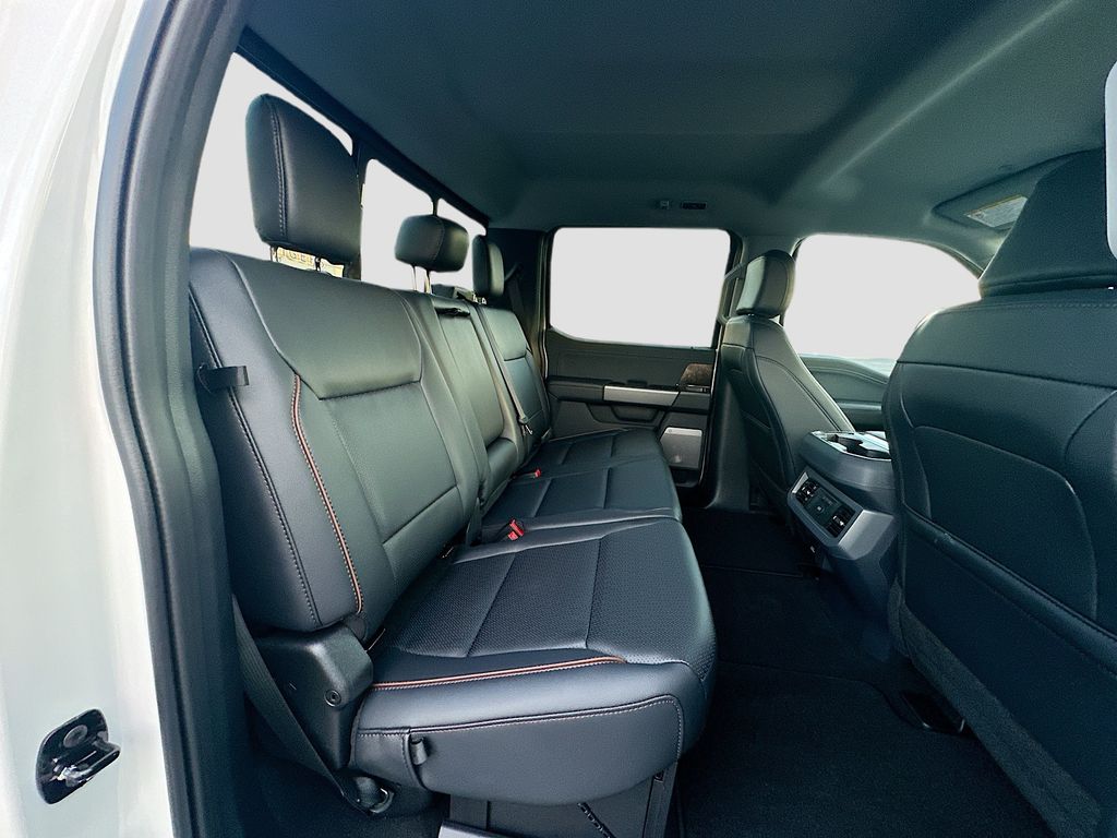 2026 Ford F-350 Super Duty Lariat - Photo 27