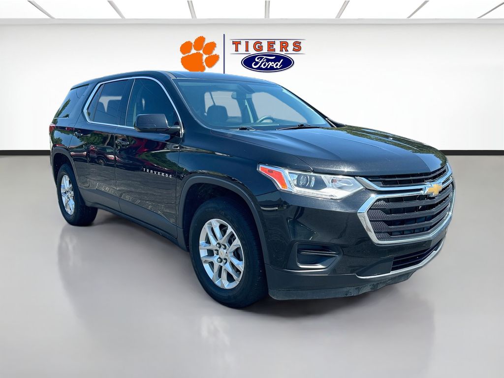 Used 2020 Chevrolet Traverse LS with VIN 1GNEVFKW3LJ238863 for sale in West Union, SC