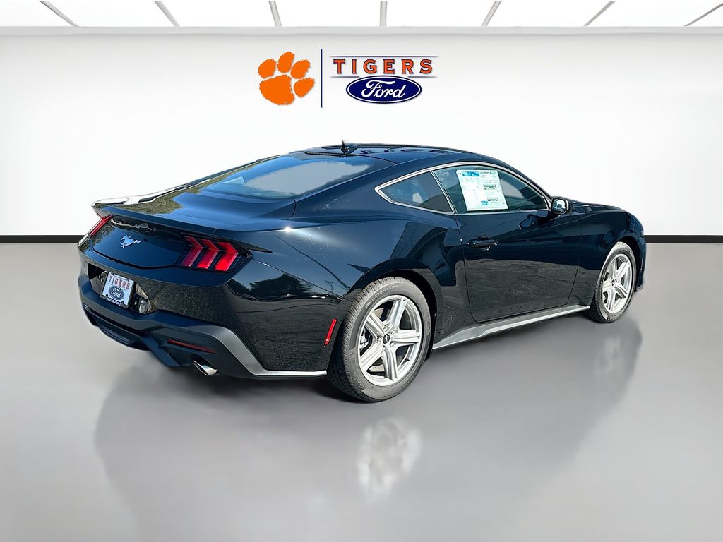 2026 Ford Mustang EcoBoost Fastback - Photo 7