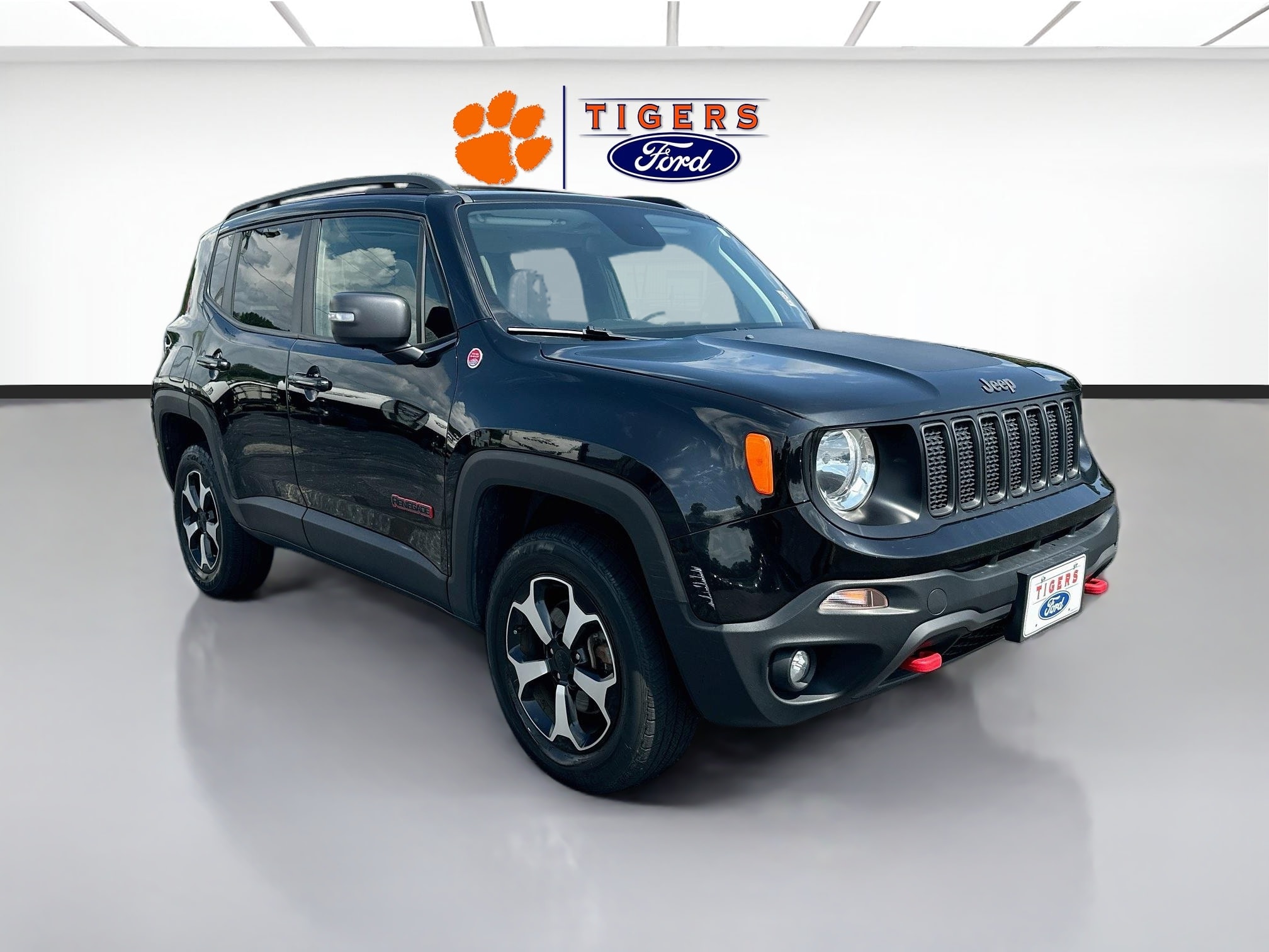 Used 2020 Jeep Renegade Trailhawk with VIN ZACNJBC1XLPL77658 for sale in West Union, SC