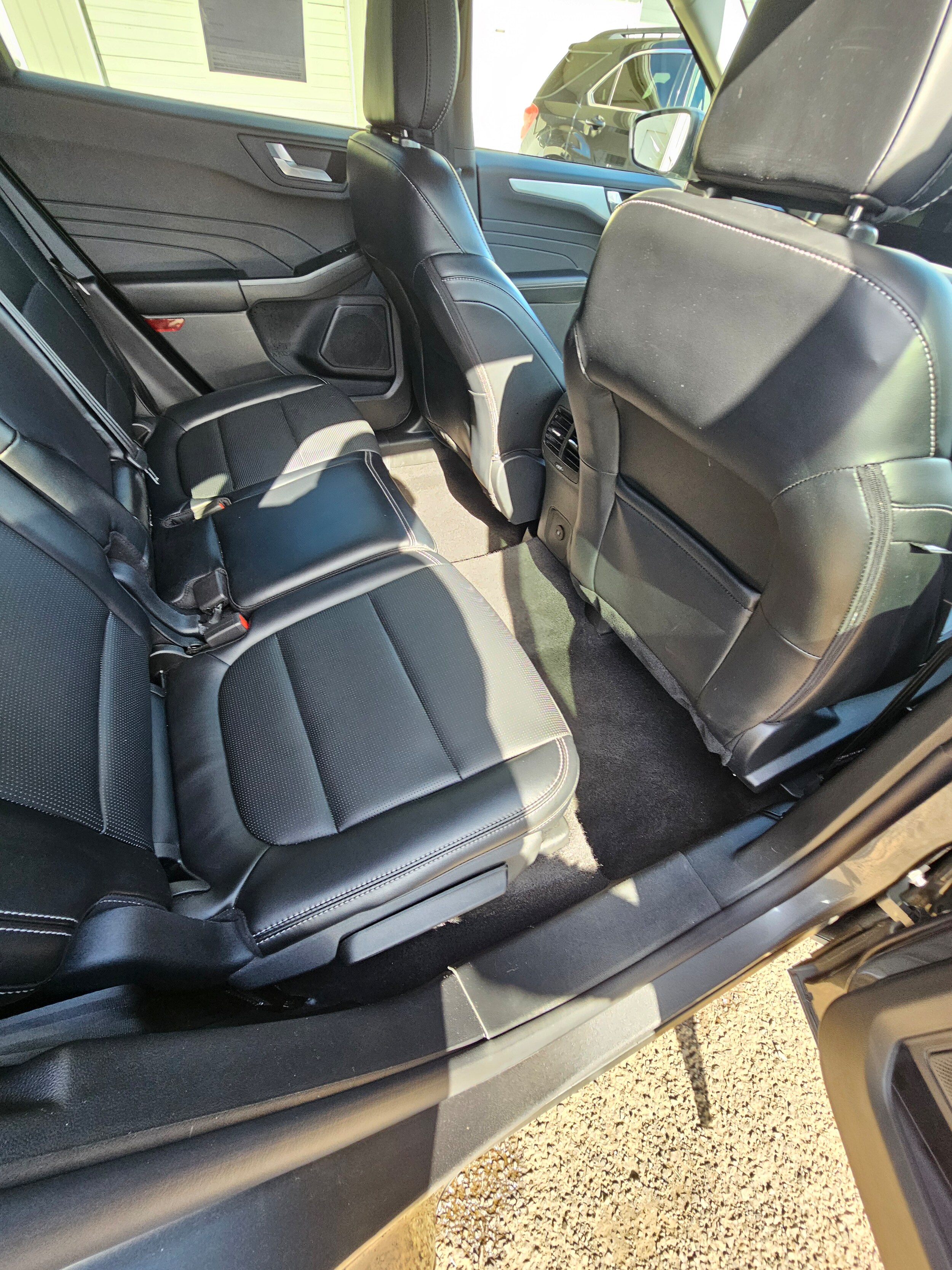 2025 Ford Escape Platinum - Photo 12