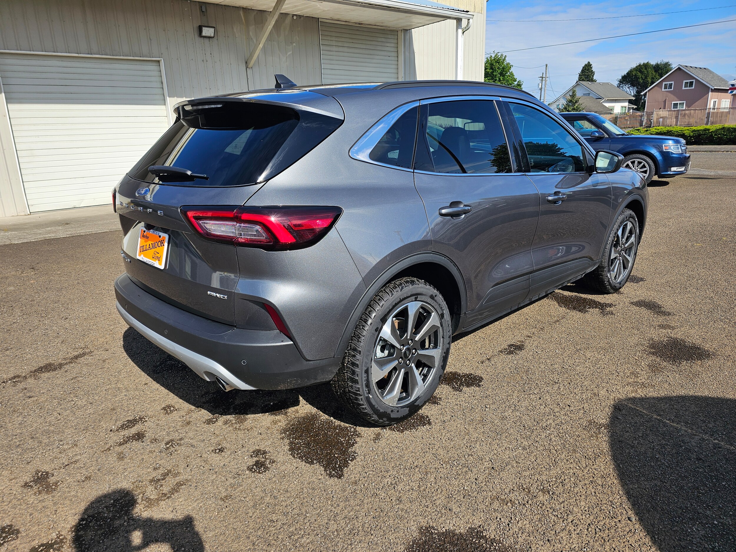 2025 Ford Escape Platinum - Photo 7