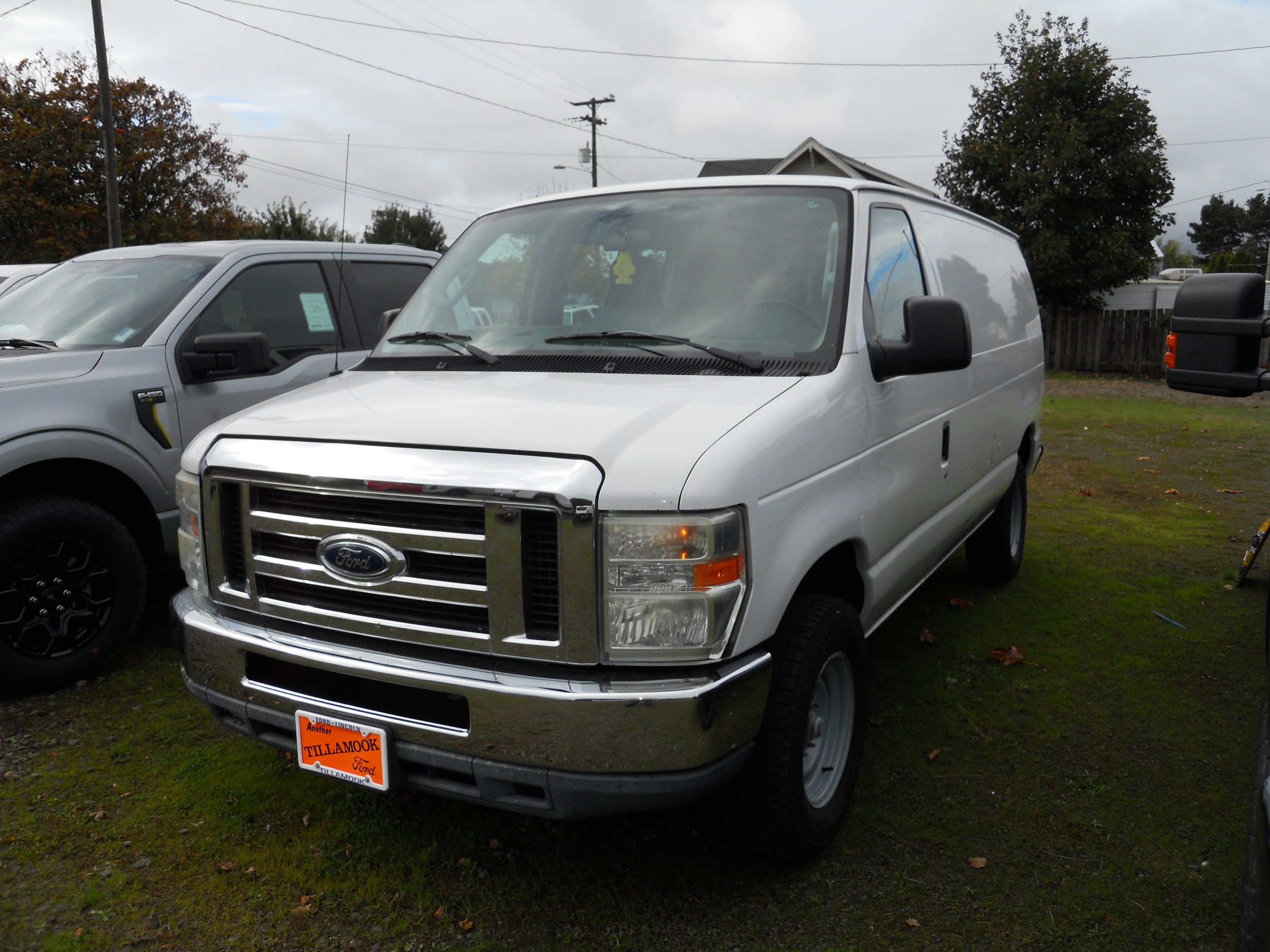 2013 Ford E-Series Econoline Van Commercial