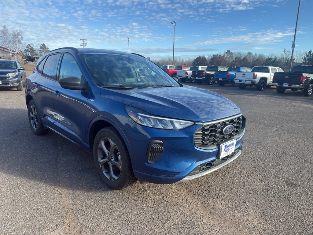 2023 Ford Escape ST-Line Sport photo 3