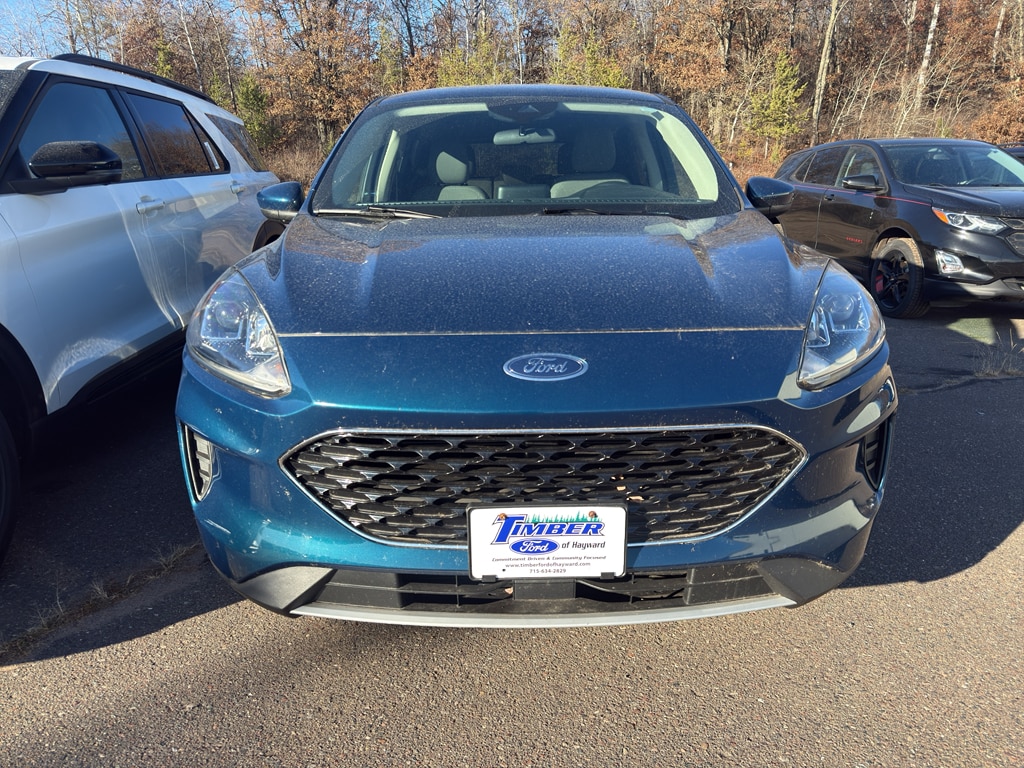 2020 Ford Escape SE Sport photo 3