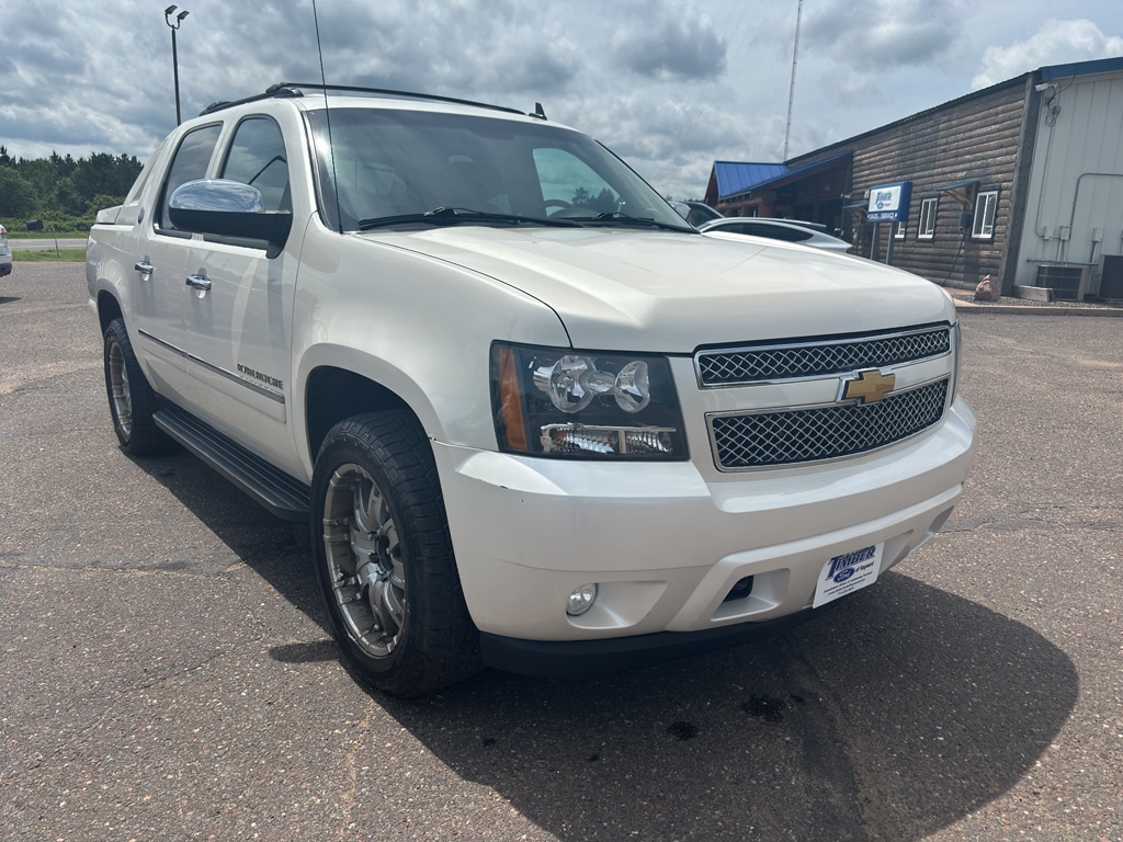 Used 2013 Chevrolet Avalanche LTZ with VIN 3GNTKGE70DG138894 for sale in Hayward, WI