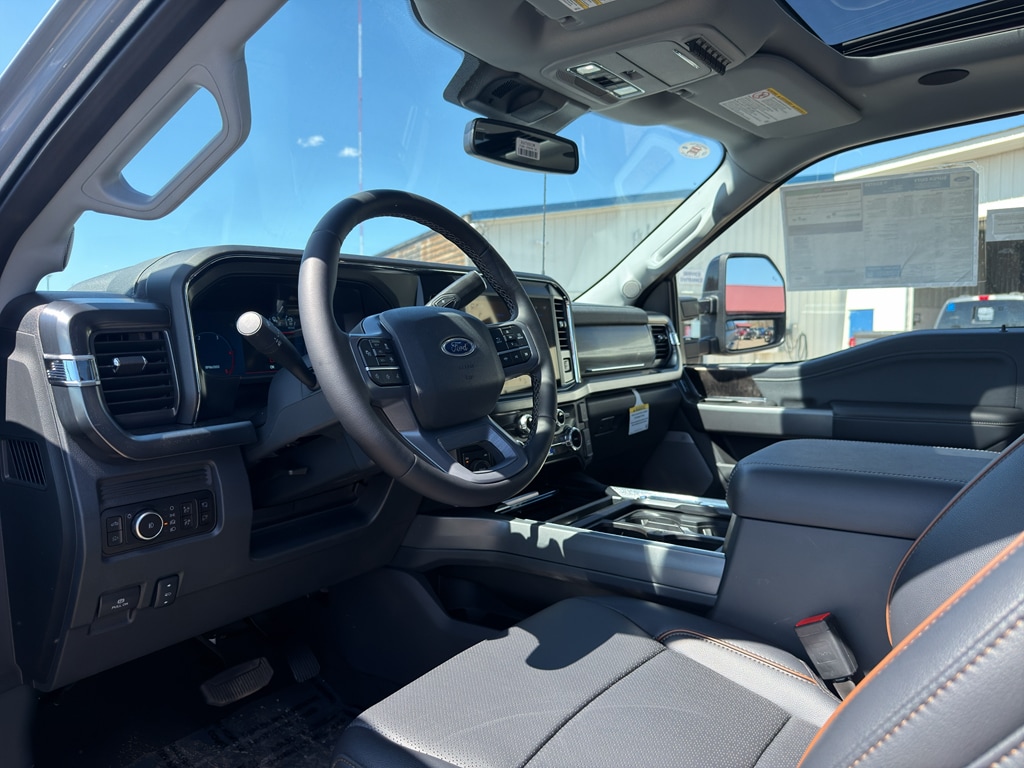2025 Ford F-250 Super Duty Lariat - Photo 16