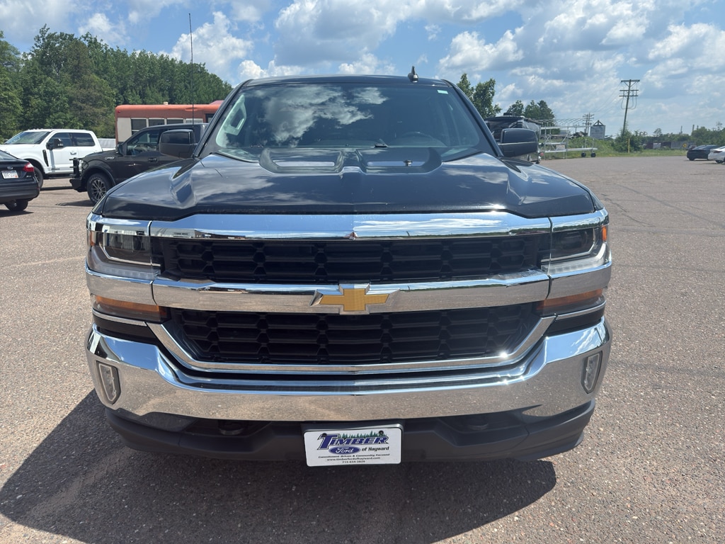 Used 2017 Chevrolet Silverado 1500 LT with VIN 1GCVKREC5HZ331283 for sale in Hayward, WI