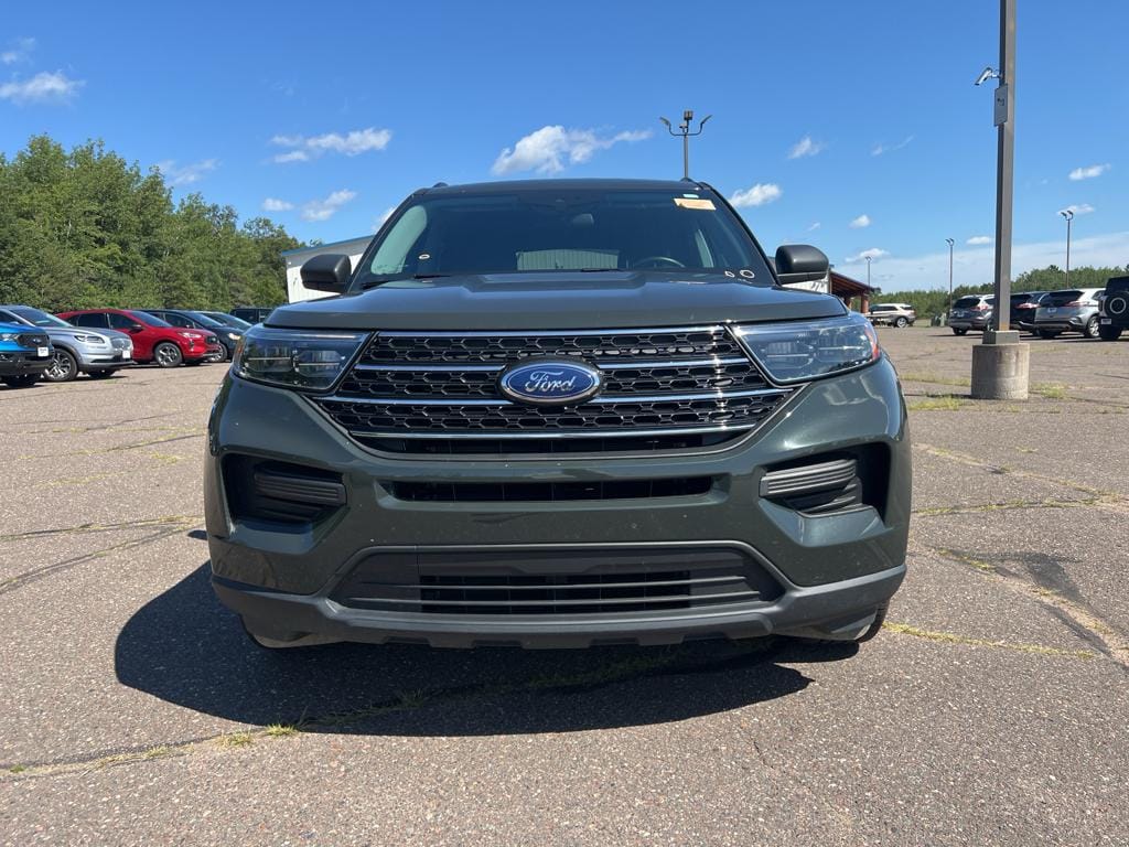 Used 2022 Ford Explorer XLT with VIN 1FMSK8DH3NGB98259 for sale in Hayward, WI