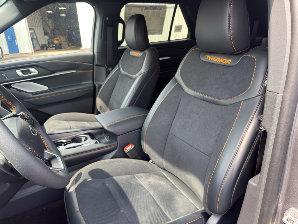 2026 Ford Explorer Tremor - Photo 11