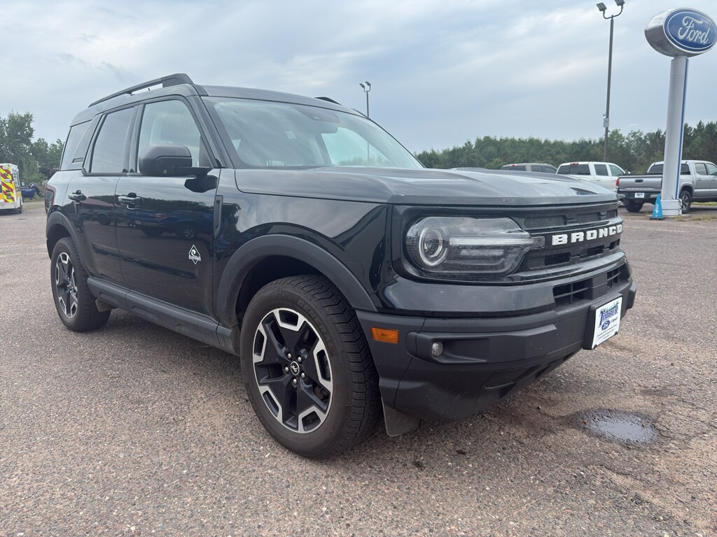 2021 Ford Bronco Sport Outer Banks photo 3