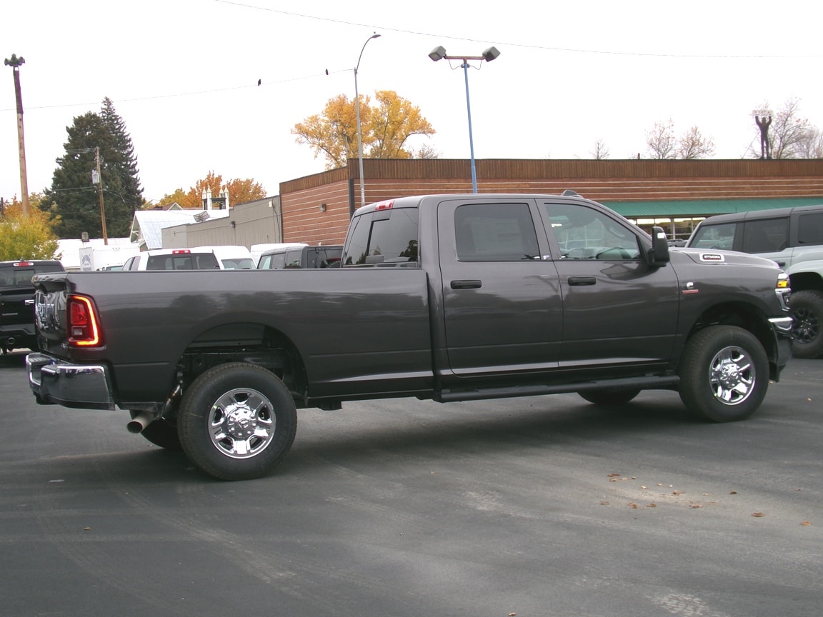 2026 RAM 2500 Tradesman - Photo 12