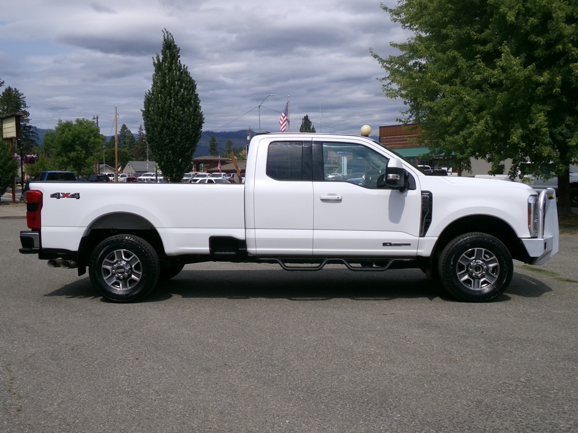 2023 Ford F-350 Lariat