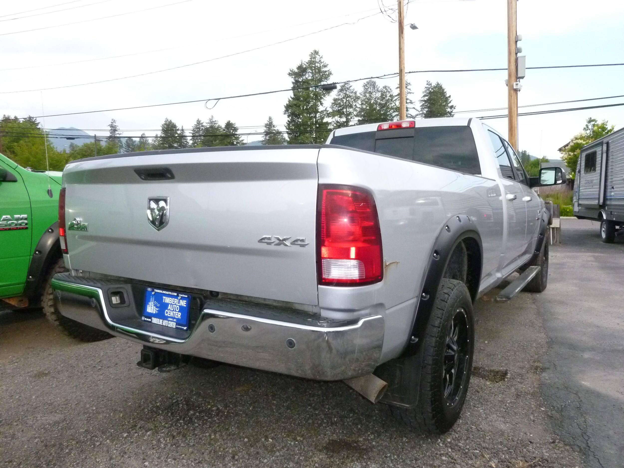 2015 Ram 3500 SLT Big Horn photo 2