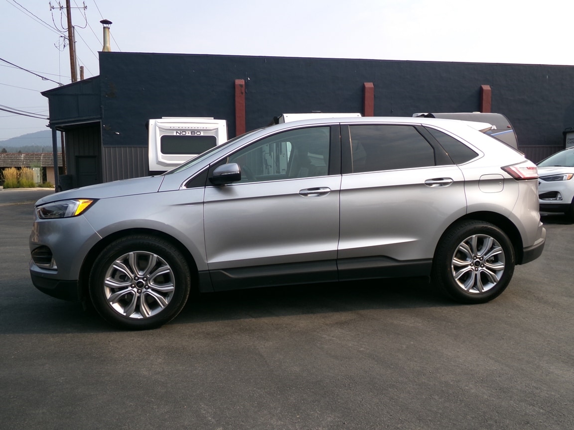 2023 Ford Edge Titanium