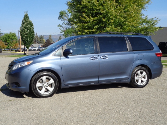 Used 2015 Toyota Sienna LE with VIN 5TDKK3DCXFS619526 for sale in Libby, MT