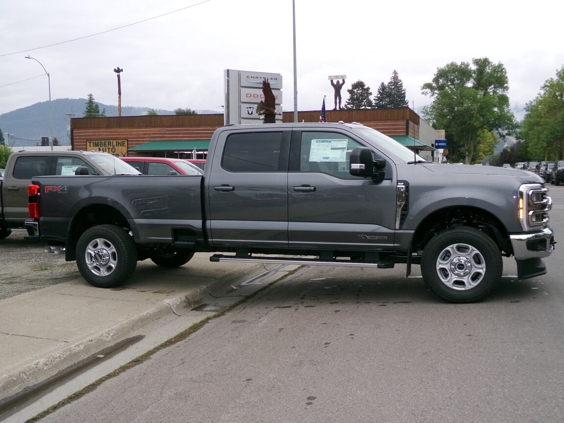 2026 Ford F-350 XLT photo 4